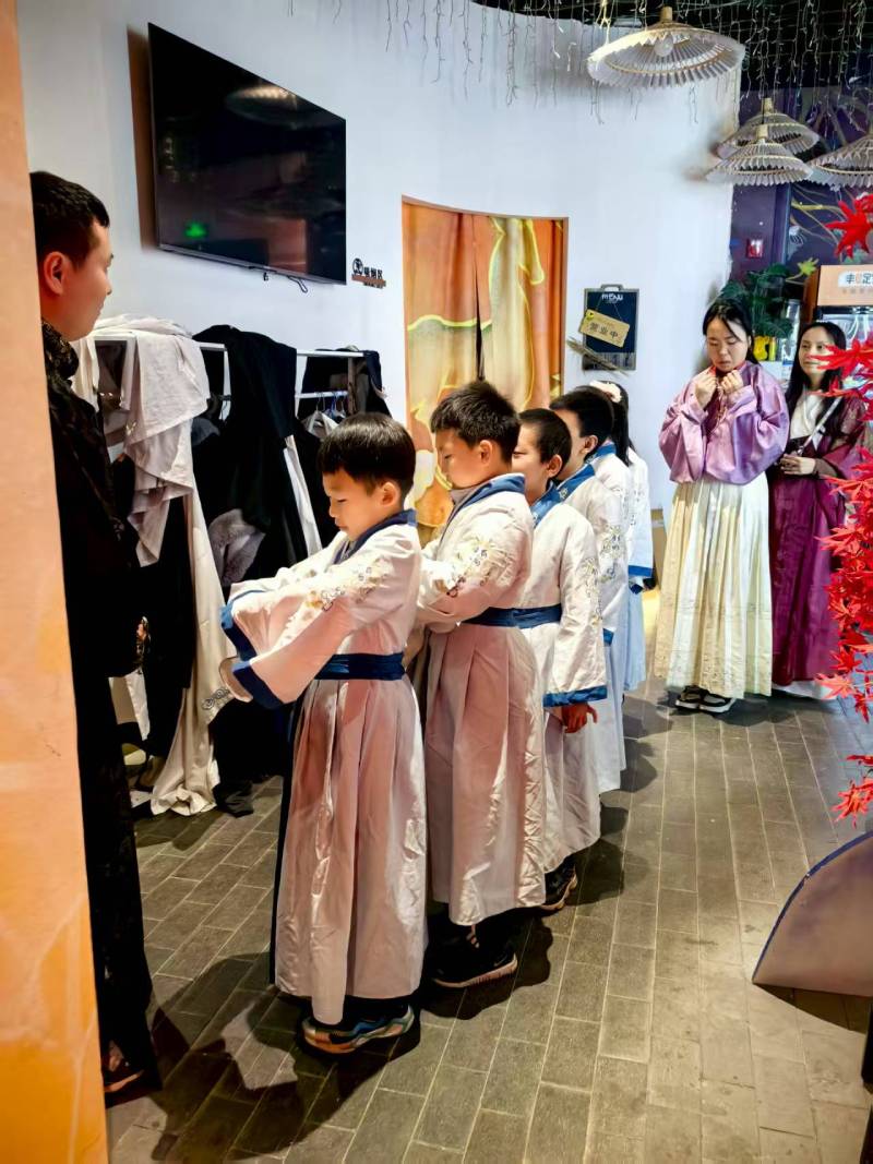 龙陵县灯光秀活动策划